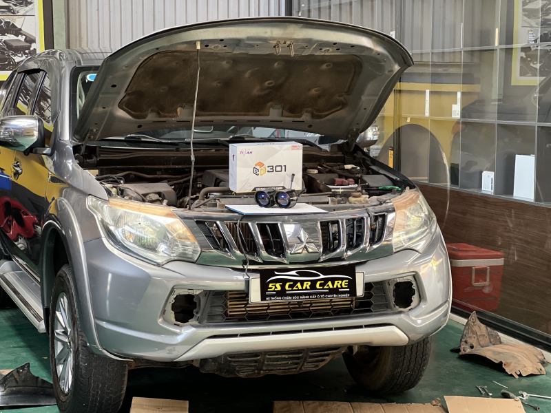 Độ đèn nâng cấp ánh sáng Mitsubishi Triton